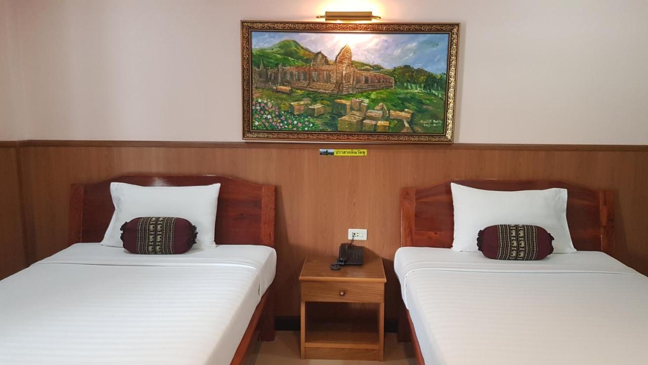 Phadaeng Hotel Ubon Ratchathani Exteriör bild